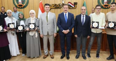 محافظ المنوفية يكرم أوائل الجمهورية بالثانوية العامة من أبناء المحافظة محافظ المنوفية