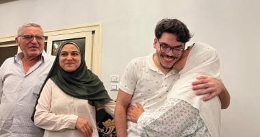اليوم السابع يشارك فرحة الأوائل بالثانوية العامة.. والدة الطالب الأول بمدارس Stem: هديتنا له عمرة.. وسيف الأول علمى رياضة: الصلاة والقرآن أساس النجاح.. ووسام الأولى دمج ببنى سويف: حلم الطفولة اتحقق.. فيديو وصور فرحة وأحضان في منزل سيف بالدقهلية