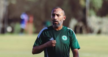 نيوز برو : 
                                            محمد ثابت صاروخ يشرف على تدريبات مودرن سبورت لحين عودة مجدى عبد العاطى
                                        