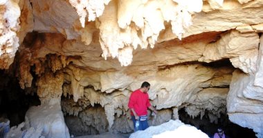 أيقونة جيولوجية عمرها ملايين السنين.. كهف الجارة بالوادى الجديد يبهر زوار العالم كهف الجارة