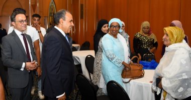 وزير الخارجية والهجرة يلتقى الجالية المصرية فى مالى