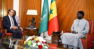 وزير الخارجية يسلم رسالة خطية من الرئيس السيسى إلى رئيس جمهورية السنغال لقاء وزير الخارجية ورئيس السنغال