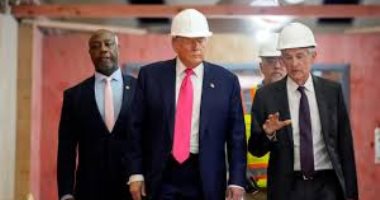 "التجديدات" تثير خلاف بين ترامب و"رئيس الفيدرالي" أمام الكاميرات .. فيديو