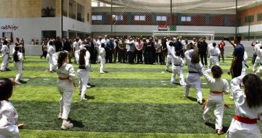 وزير الرياضة ومحافظ الجيزة يفتتحان 5 ملاعب جديدة بمراكز الشباب