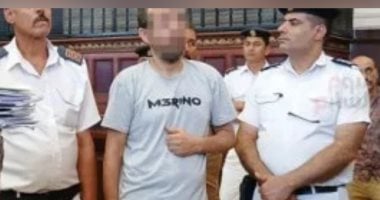 سفاح المعمورة خلال جلسه محاكمته في الإسكندرية