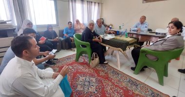 خلال لقاء المحافظ بالمواطنين