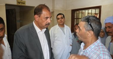 محافظ سوهاج يقرر اتخاذ الإجراءات القانونية ضد المتغيبين بعيادة المنشأة للتأمين الصحى جانب من جولة محافظ سوهاج