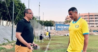 نصر أبو الحسن يزور معسكر برج العرب لدعم لاعبى الإسماعيلى قبل الموسم الجديد نصر أبو الحسن