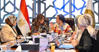 منال عوض وياسمين فؤاد تباشران إجراءات تسليم وتسلم ملفات وزارة البيئة د.منال عوض ود.ياسمين فؤاد تباشران إجراءات تسليم وتسلم ملفات وزارة البيئة