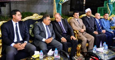 محافظ الدقهلية يقدم واجب العزاء لرئيس جامعة المنصورة فى وفاة شقيقه الأكبر