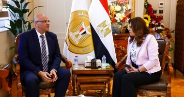 وزيرة التنمية والمحلية خلال لقاء محافظ القليوبية