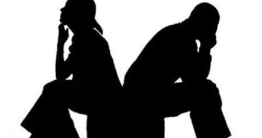 نيوز برو : 
                                            4 مشكلات زوجية شائعة وخطوات حلها.. من مصروف الشهر للتجاهل
                                        
