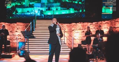 محمد عساف يشعل مهرجان قرطاج برسالة فنية وإنسانية: لكِ الله يا فلسطين محمد عساف