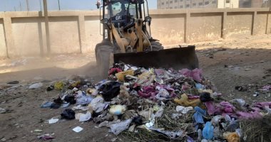 إزالة 70 طن قمامة ومخلفات بـ7 قرى بمركز سوهاج جانب من رفع القمامة