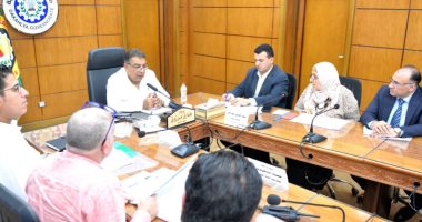 محافظ الدقهلية: التعاقد مع 13 شركة نظافة لتغطية نطاق المراكز والمدن والأحياء