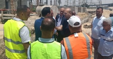 نائب محافظ الجيزة يتفقد محطة كهرباء بالبدرشين