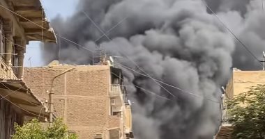 الدفع بـ 6 سيارات إطفاء لإخماد حريق مخزن فى مصر الجديدة.. صور حريق داخل مخزن فى مصر الجديدة