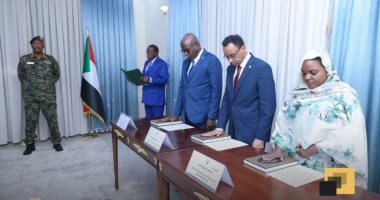 الوزراء الجدد في الحكومة السودانية يؤدون القسم أمام عبد الفتاح البرهان تأدية القسم
