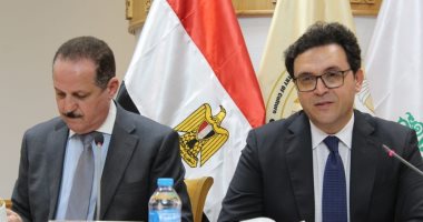 مصر تكرم المبدعين بجوائز الدولة لعام 2025.. فوز الشهاوي ودومة وفاطمة المعدول بالتقديرية.. أبو الليل ونازلي مدكور بالتفوق.. صالح لمعي ودرويش وزايد وسليمان منصور بجوائز النيل.. التشجعية تمنح 28 جائزة وتحجب 4 الدكتور أحمد هنو وزير الثقافة والدكتور أشرف العزازي