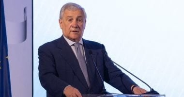 تاياني يدعو إسرائيل لإعادة فتح معابر غزة للسماح بدخول المساعدات الإنسانية وزير الخارجية الإيطالي أنطونيو تاياني