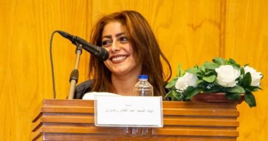 مصممة الديكور والأزياء نهاد السيد