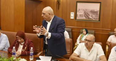 محافظ بورسعيد: انضمام المستشفيات الخاصة للتأمين الصحى الشامل لتطوير الخدمات الدكتور محمد السباعي مدير الهيئة العامة للتأمين الصحى ببورسعيد