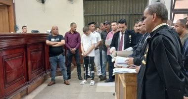 السجن المؤبد للمتهم بقتل طالب فى المقابر بالشرقية جانب من جلسة محاكمة المتهم