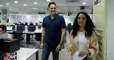 جولة للموسيقار هشام خرما داخل مقر اليوم السابع.. صور هشام خرما ولميس محمد
