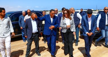 وزيرة التنمية المحلية ومحافظ مطروح يتفقدان أعمال تطوير المدخل الغربى لمدينة الحمام