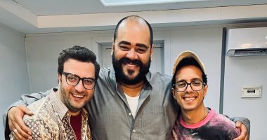 محمد ممدوح وطه دسوقى فى كواليس جديدة من فيلم السادة الأفاضل محمد ممدوح وطه دسوقى وميسيل ميلاد