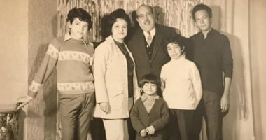 خالد جلال ينشر صور نادرة مع شقيقه الراحل حسن ويعلق كان أبويا خالد جلال ينشر صور نادرة مع شقيقه الراحل حسن