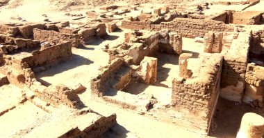 مدينة الضوء وسط الرمال.. الكشف عن بقايا مدينة قبطية فى واحات مصر