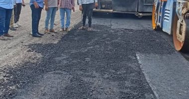 تنفيذ 95% من أعمال رصف شارع "الموقف" بالحسينية فى الشرقية