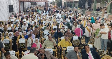 تكريم أوائل الثانوية العامة فى احتفالية بقرية ميت بدر حلاوة بالغربية.. فيديو