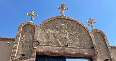 هنا أديرة نقادة بقنا.. تراث قبطى يروى تاريخ سنوات مضت بشواهد الحاضر.. الصليب ومارجرجس وأبو الليف الأشهر.. مقصد للزوار من جميع أنحاء العالم.. والدكتور خالد عبد الحليم: المحافظة تزخر بمقومات تاريخية ودينية.. صور