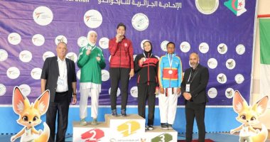 نيوز برو : 
                                            مصر ترفع رصيدها إلى 102 ميدالية فى دورة الألعاب الأفريقية للمدارس بالجزائر
                                        