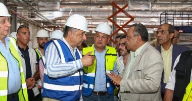 نيوز برو : 
                                            وزير قطاع الأعمال العام يختتم زيارته للغربية بجولة تفقدية في 