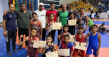 محافظ أسيوط: فخورون بأبطالنا الصغار.. براعم المصارعة يحصدون 6 ميداليات ببطولة الجمهورية
