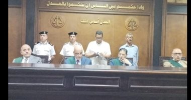 إعدام ربة منزل وزوجها استدرجا شخصا بزعم إقامة علاقة غير شرعية وقتلاه بالخانكة هيئة المحكمة