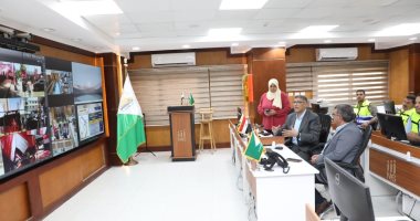 محافظ الجيزة: توفير مقاعد انتظار وكراسى متحركة لذوى الهمم فى لجان الانتخابات