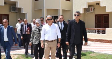 محافظ الإسماعيلية يتفقد أعمال التطوير بالقرية الأولمبية 