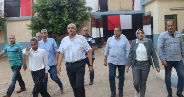 محافظ القليوبية يتفقد جاهزية لجان انتخابات مجلس الشيوخ بشبرا الخيمة وقليوب