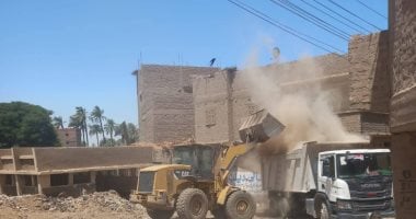 رفع 50 طن قمامة ومخلفات صلبة بمركز طما فى سوهاج حملة نظافة