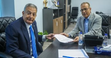 مصطفي عزام المدير التنفيذي