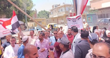 مسيرة أمام لجان منشأة القناطر لتشجيع الناخبين على المشاركة بانتخابات الشيوخ