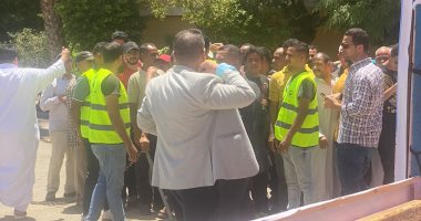 عضو إعلام الجبهة الوطنية يشارك فى التصويت بانتخابات الشيوخ ويشيد بإقبال المواطنين