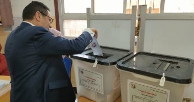 رئيس "زراعة النواب" يدلى بصوته فى انتخابات الشيوخ.. ويؤكد: المشاركة ضرورة وطنية