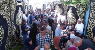 طوابير من السيدات والشباب أمام لجان كفر الشيخ للتصويت بانتخابات مجلس الشيوخ