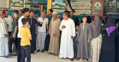 امين القبائل العربية بـــ مستقبل وطن علاء السمان يشارك بمسيرة مع أهالى دار السلام بسوهاج للادلاء باصواتهم في انتخابات الشيوخ