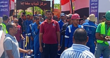 إقبال على لجان انتخابات الشيوخ بمدينة رأس غارب شمال البحر الأحمر.. صور